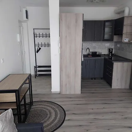 Mora Lak Apartamento *